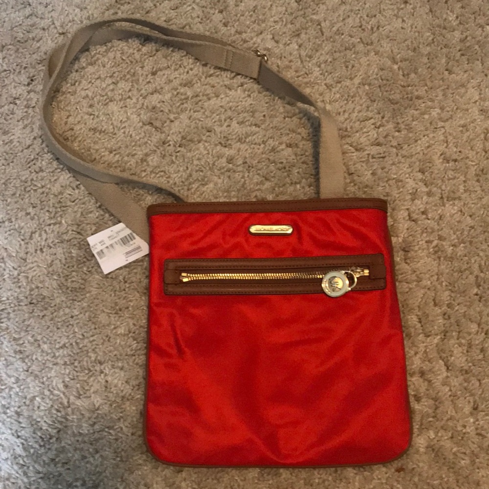 Michael Kors Kempton Crossbody